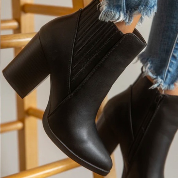 Black Faux Leather Ankle Booties - Picture 3 of 16